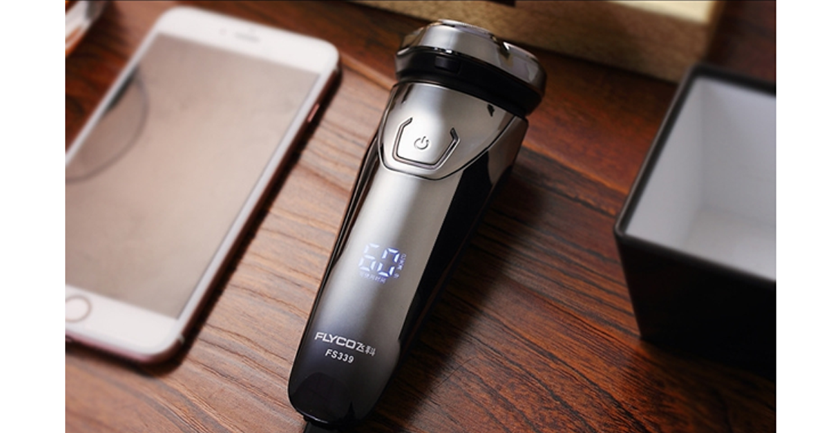 Smart Electric Shaver with 3D Floating Heads